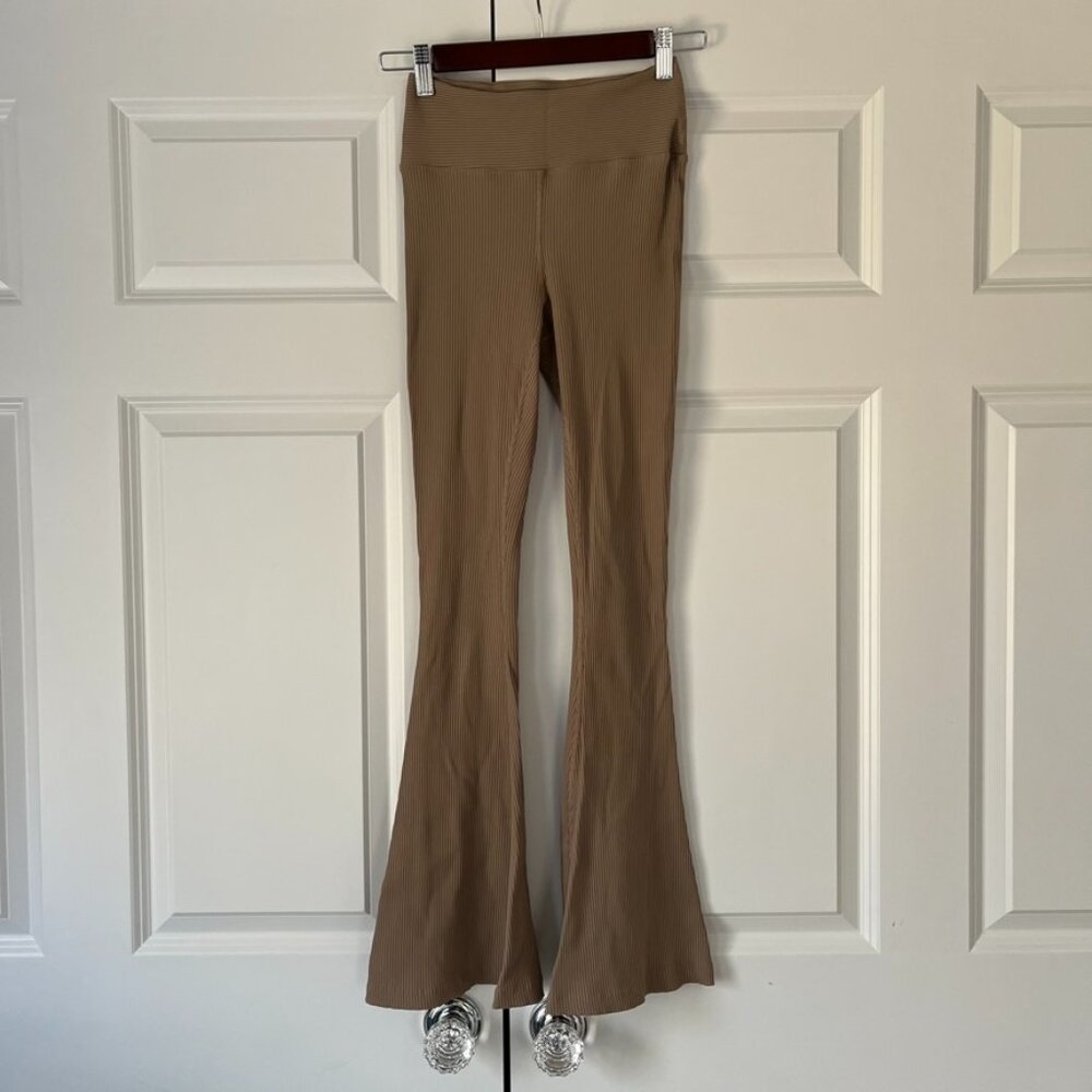 Year of Ours Ribbed Flare Leggings - XS Caribou
